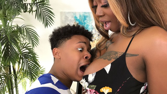 Lil Humpers / Realitykings - Lil D, Victoria Cakes Fuck Your Earphones! / 3.11.2020