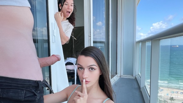 Mofos / Summer Renee, Jimmy Michaels - We Want A Late Check Out / 26.9.2025